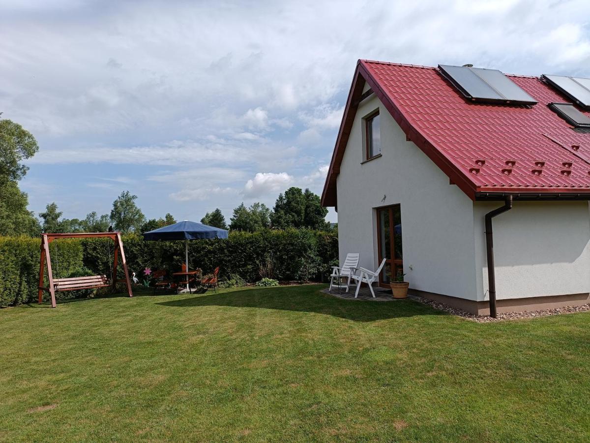Mala Chatka Caloroczny Domek Krzeszow  Kültér fotó